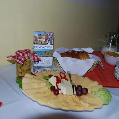 Willa Zolta Roza Πανσιόν Krynica Zdroj