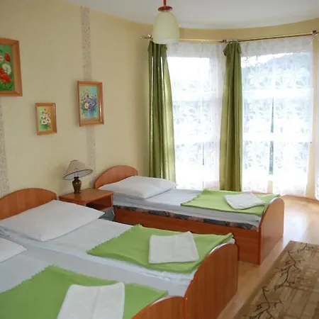 Willa Zolta Roza Guest house *