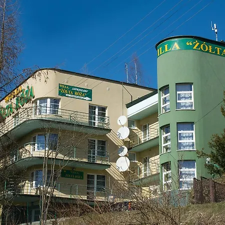 Willa Zolta Roza Guest house